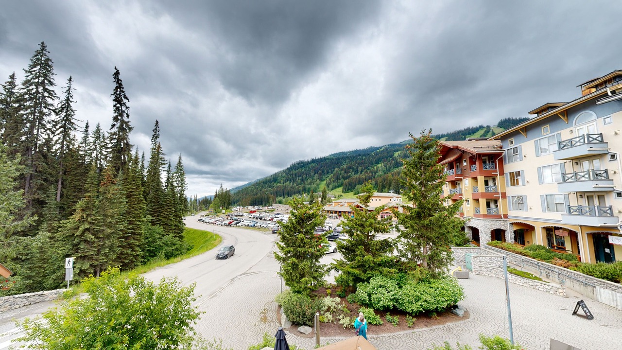 Photo of Others in Sun Peaks