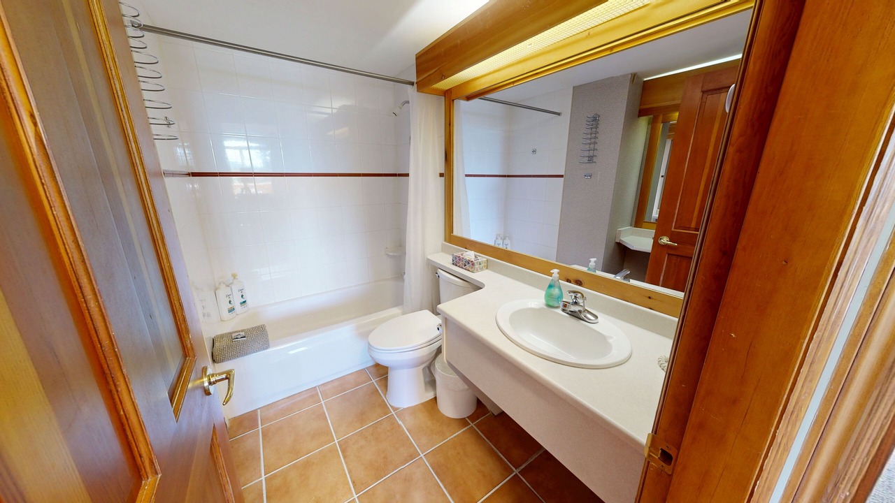 Photo of Bathroom in Sun Peaks