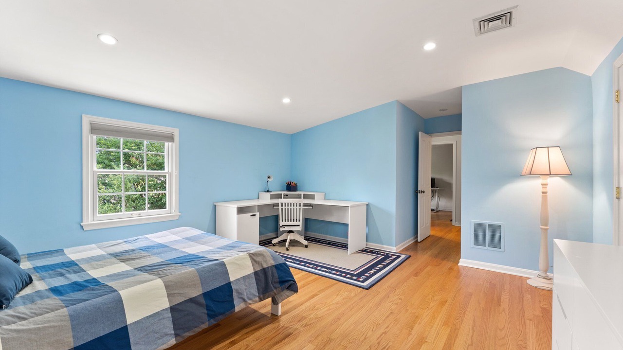 Photo of Bedroom in Bethesda