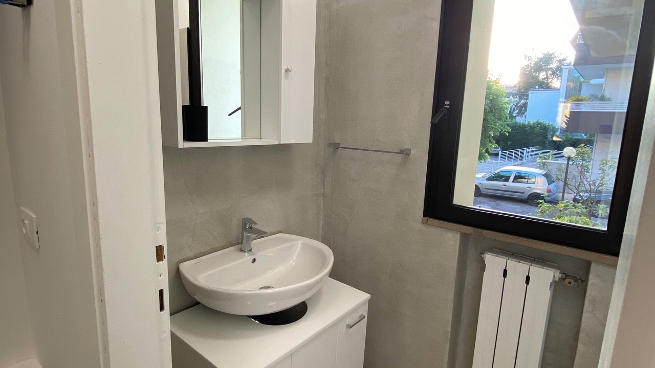 Photo of Bathroom in Marina Centro