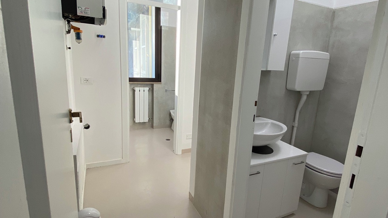 Photo of Bathroom in Marina Centro