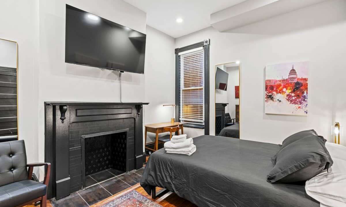 Photo of Bedroom in Shaw