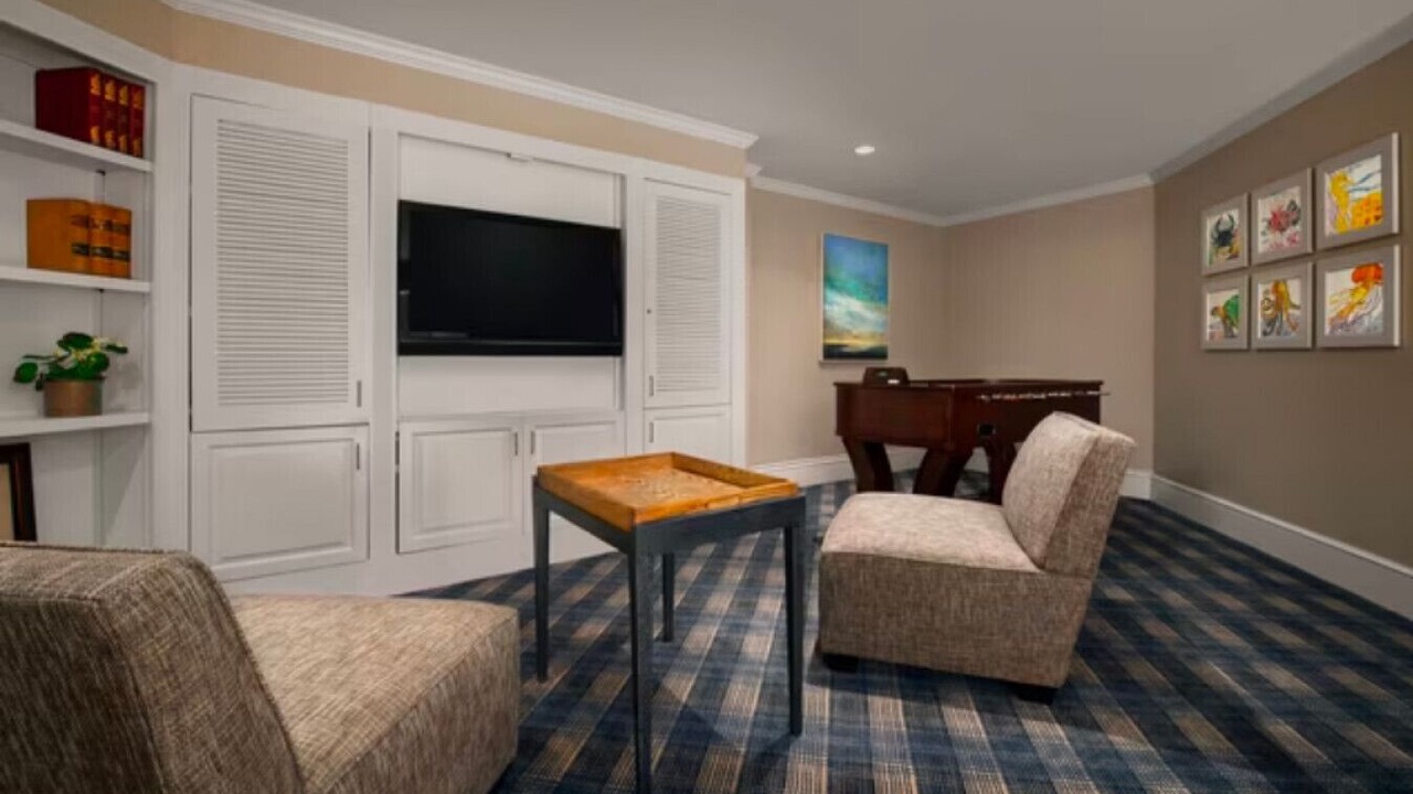 Photo of Livingroom in Harbour Town