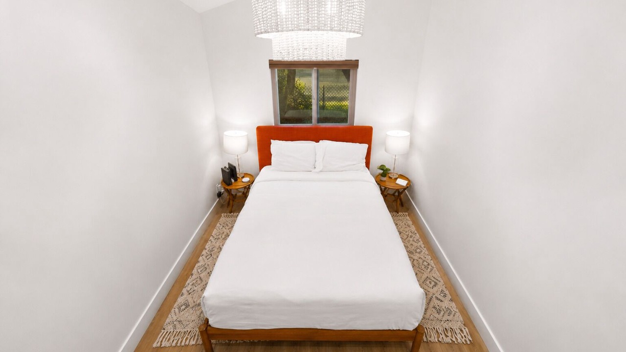 Photo of Bedroom in Silver Strand