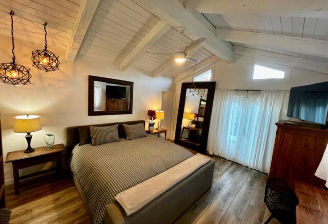 Photo of Bedroom in Alta Mesa