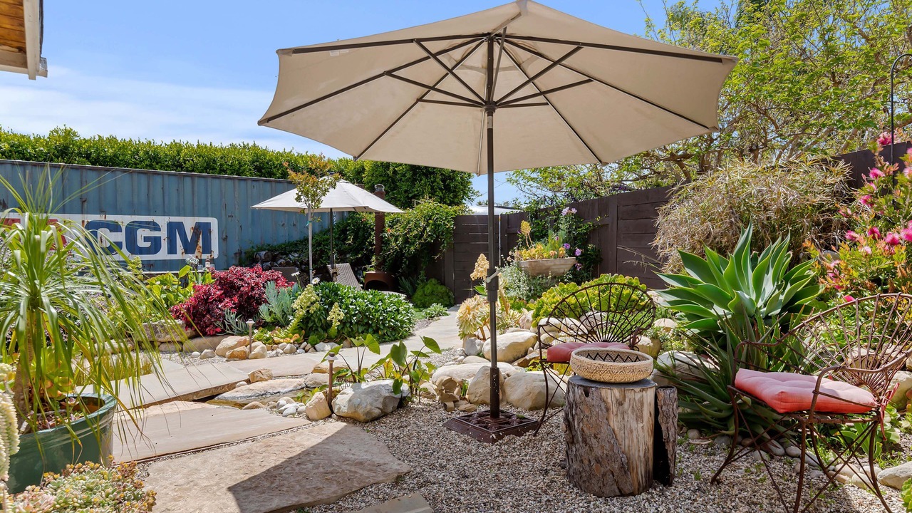 Photo of Patio Balcony in Alta Mesa