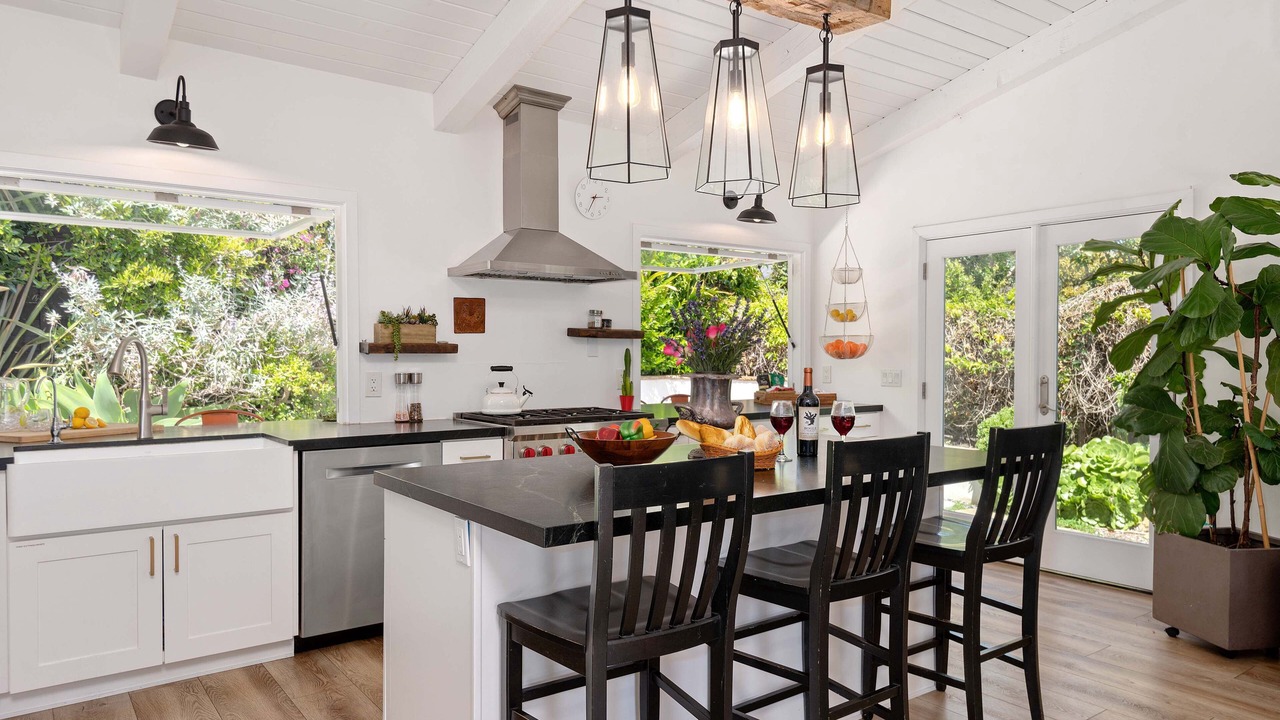 Photo of Kitchen in Alta Mesa