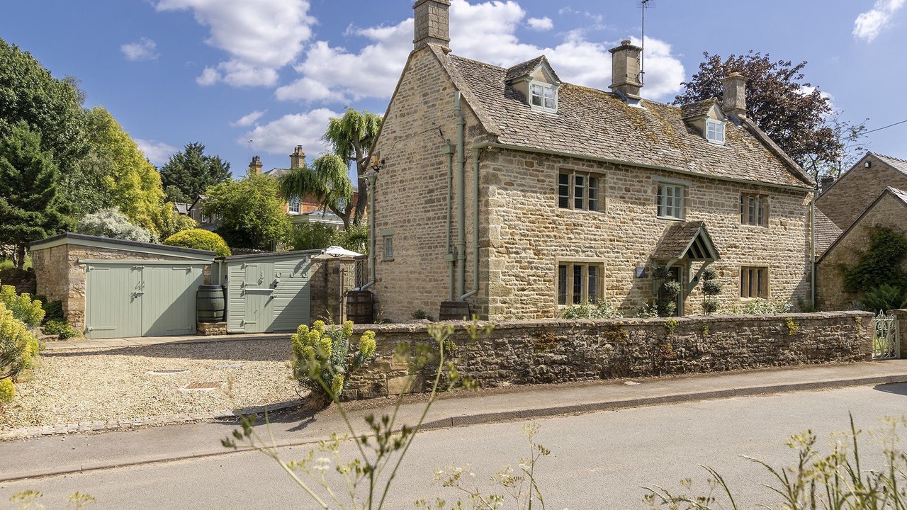 Photo of Others in Bledington
