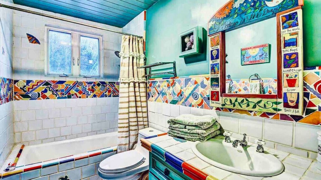 Photo of Bathroom in Calabasas