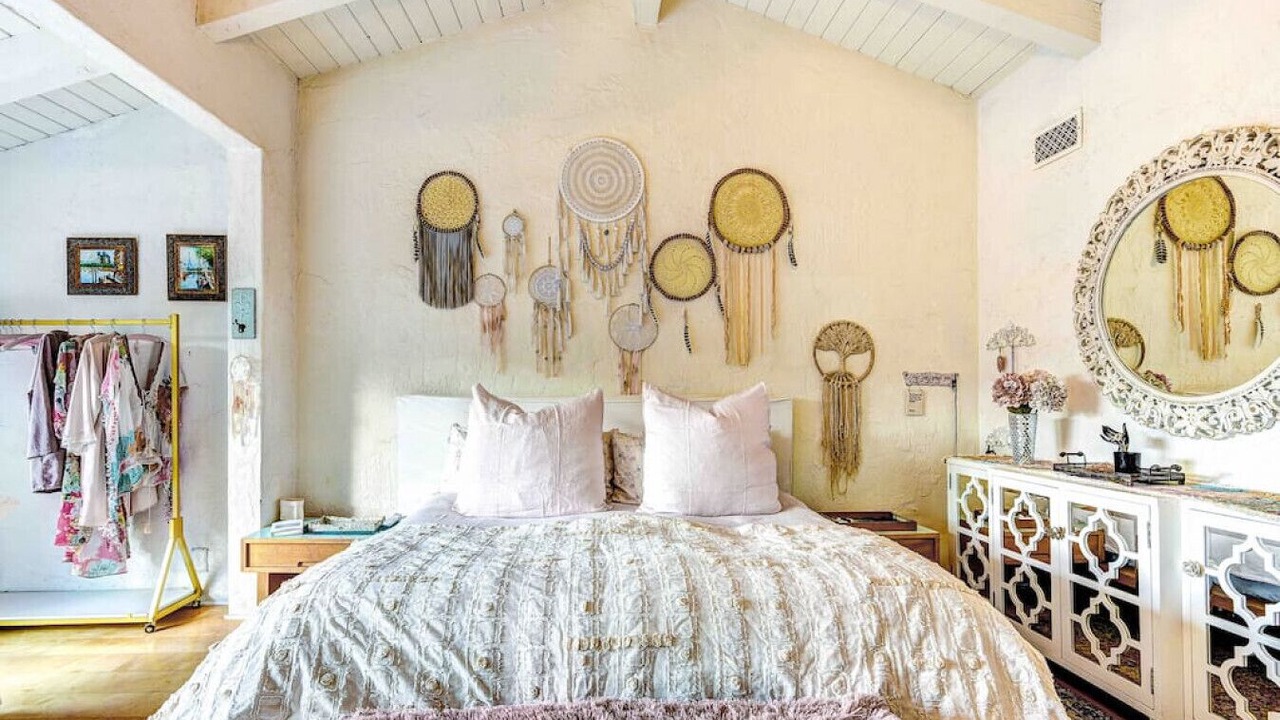 Photo of Bedroom in Calabasas