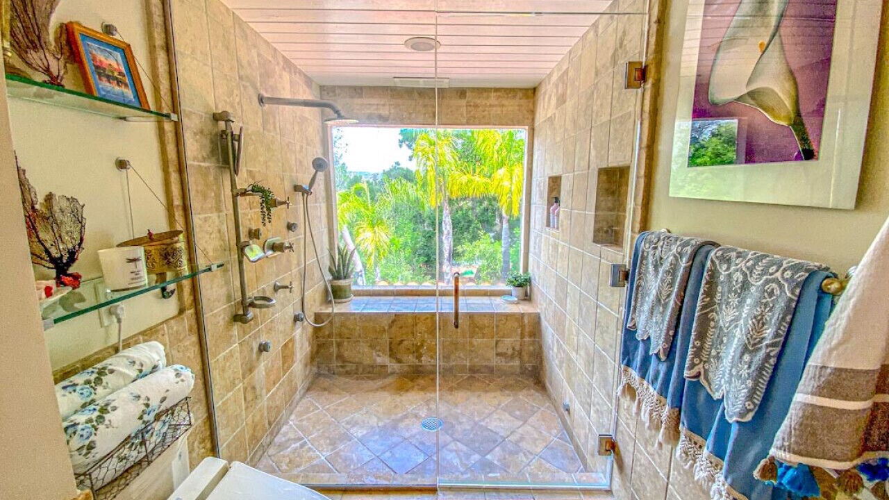 Photo of Bathroom in Calabasas