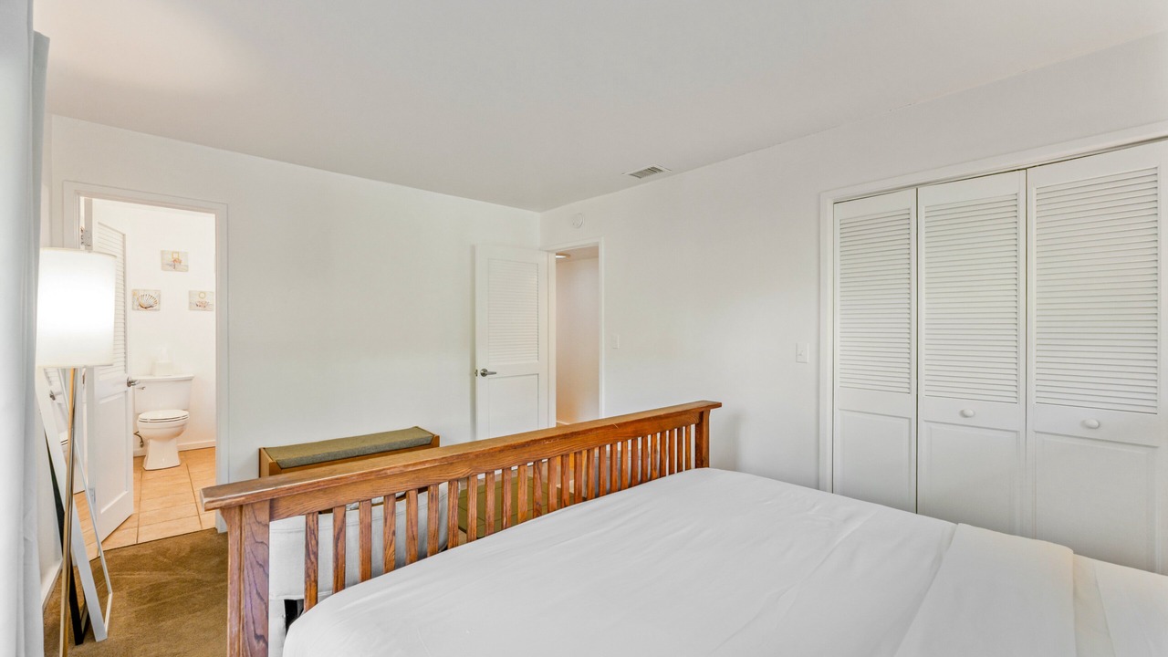 Photo of Bedroom in Summerland