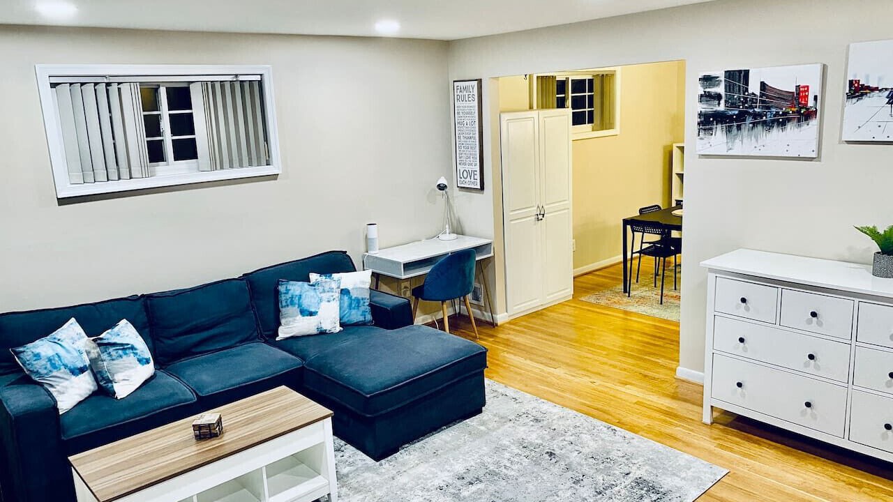Photo of Livingroom in North Bethesda