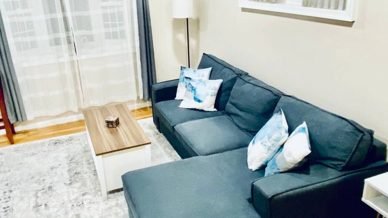 Photo of Livingroom in North Bethesda