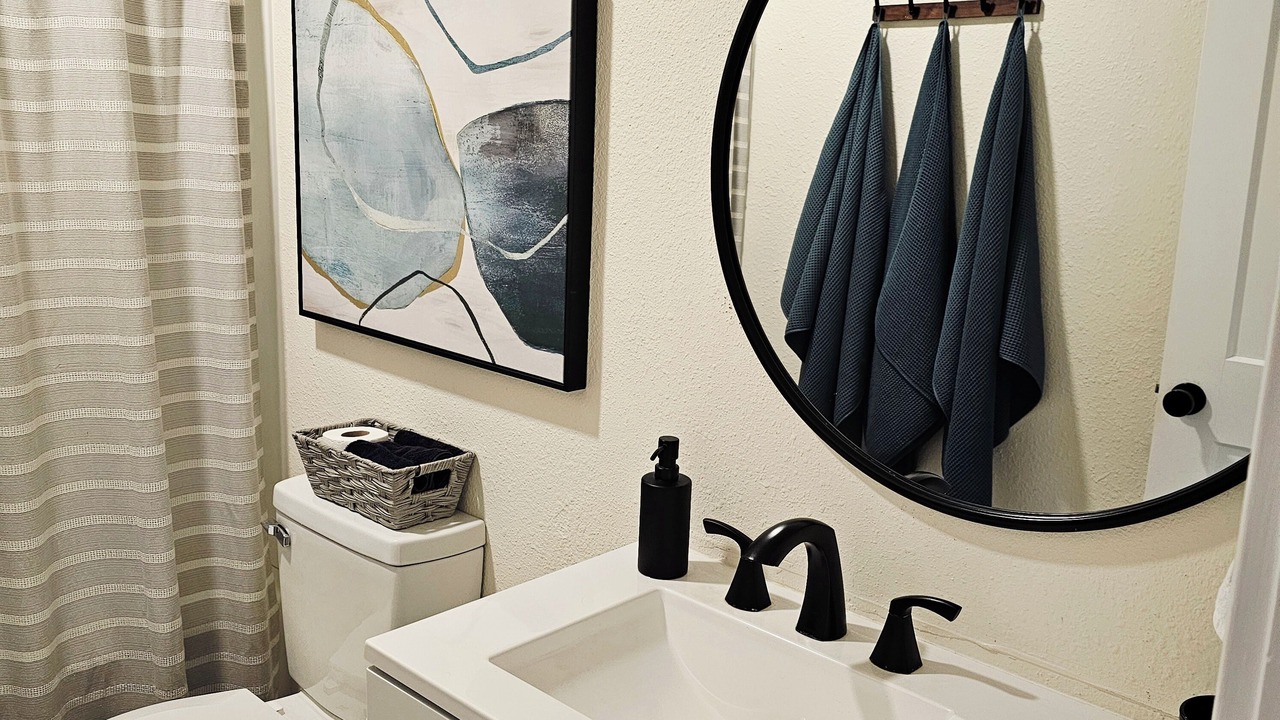 Photo of Bathroom in Lake of the Ozarks