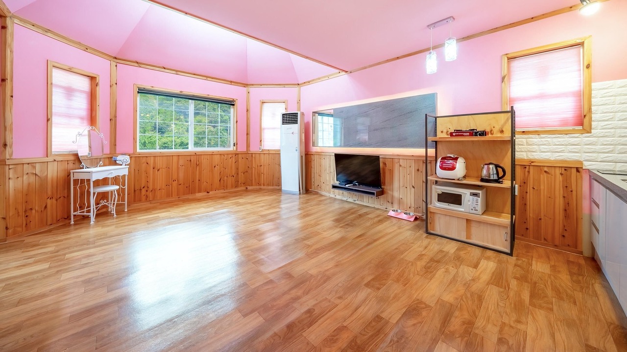 Photo of Bedroom in Namsan
