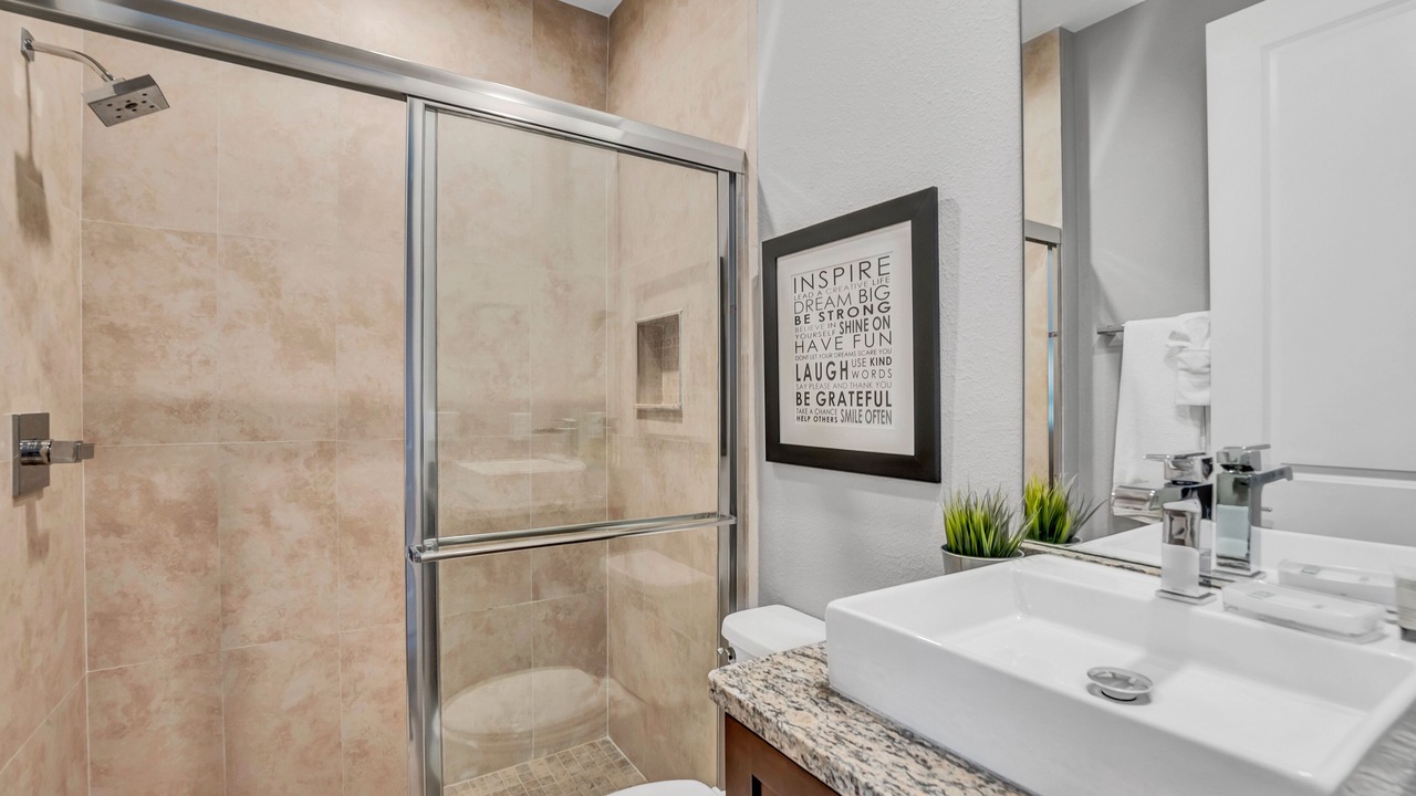 Photo of Bathroom in Crestwynd Bay