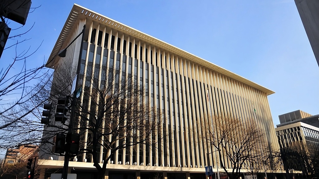 Photo of Others in Connecticut Ave - K Street