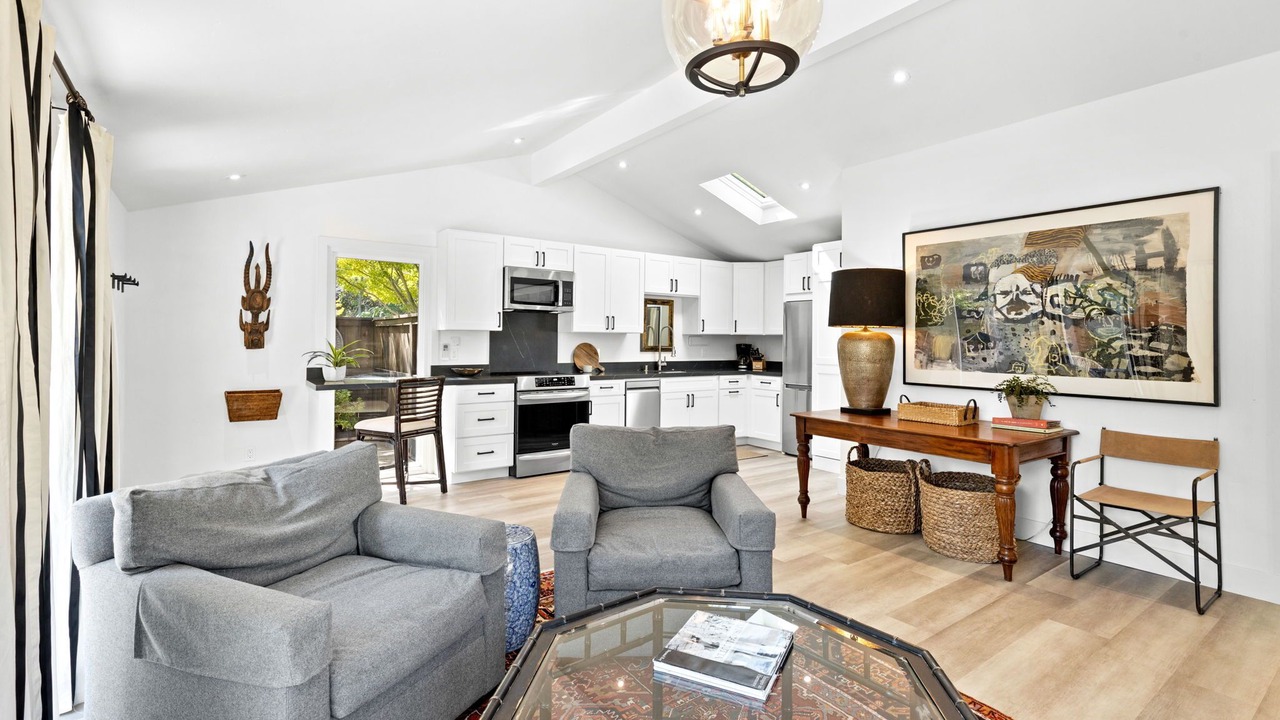 Photo of Livingroom in Browns Valley