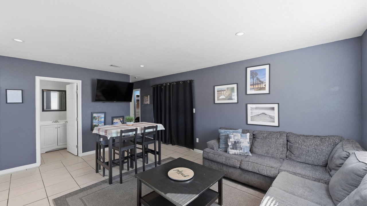 Photo of Livingroom in Port Hueneme