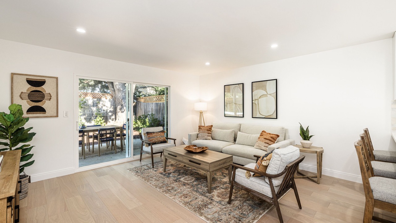 Photo of Livingroom in West Mesa