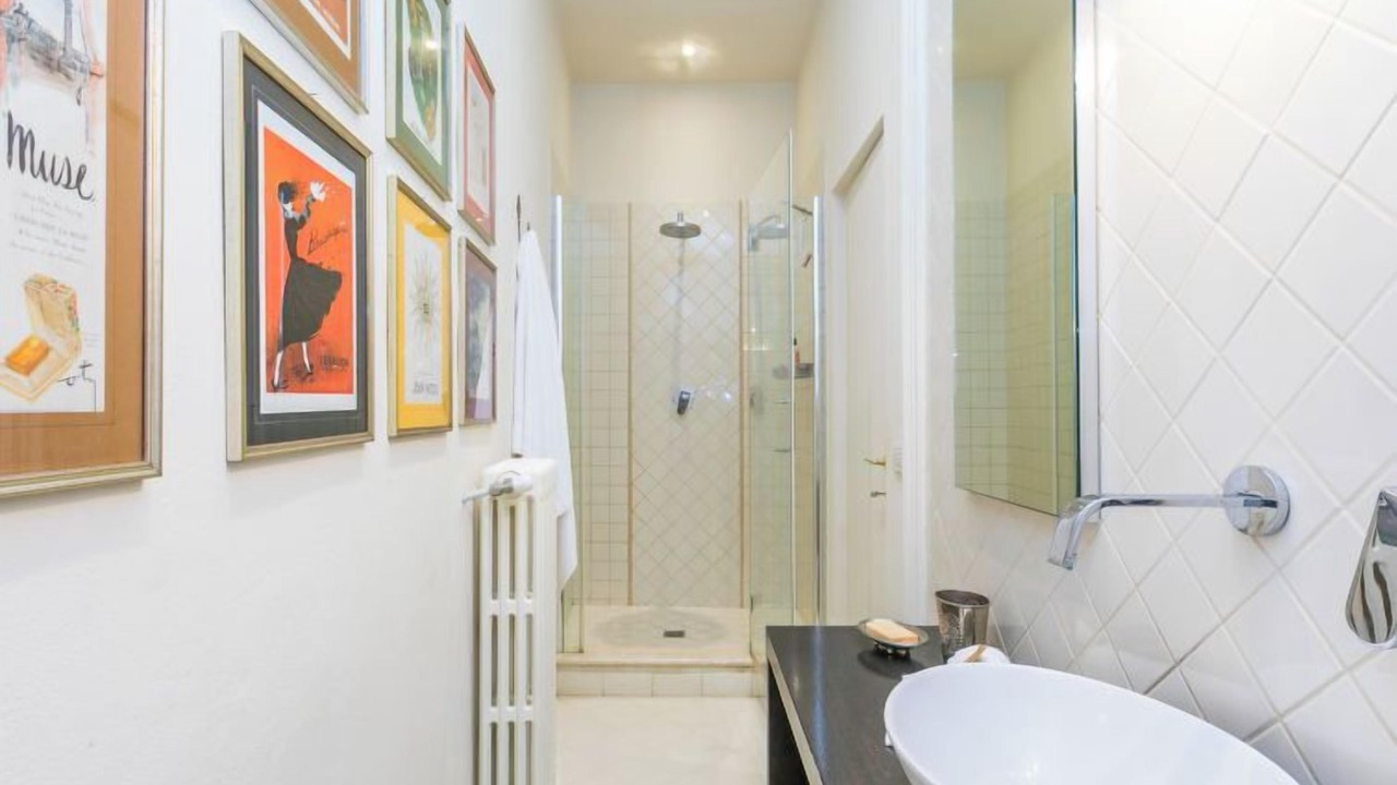 Photo of Bathroom in Lari