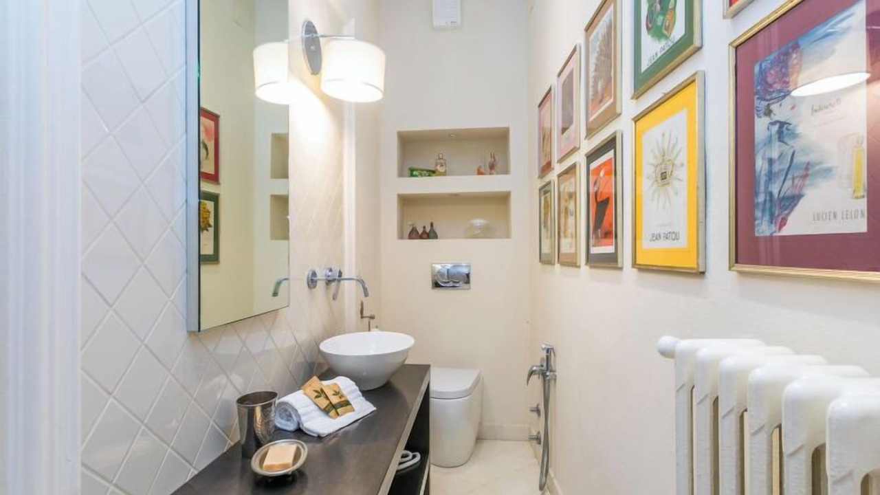 Photo of Bathroom in Lari