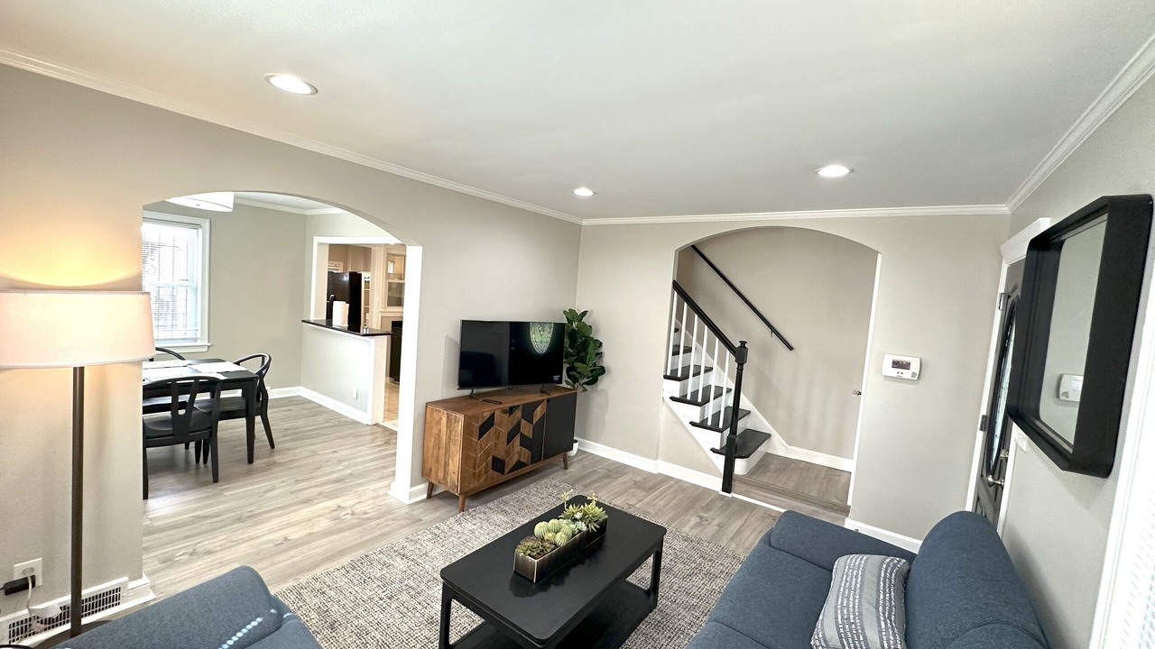 Photo of Livingroom in Fairlawn