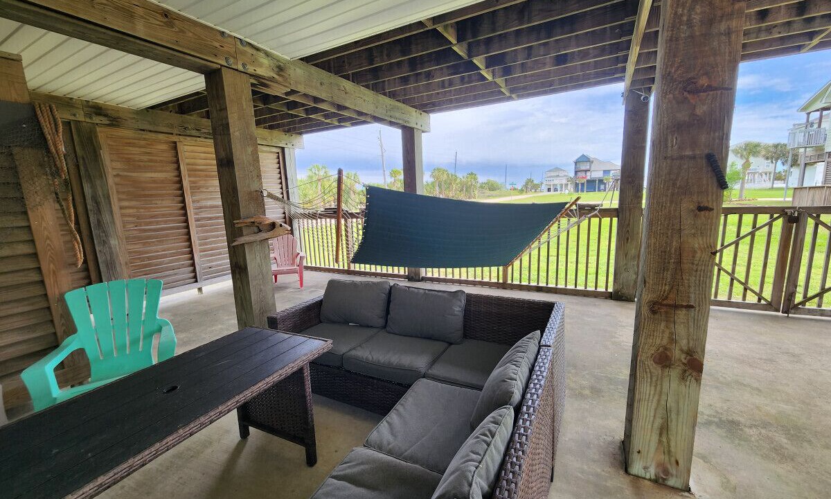Photo of Patio Balcony in Pirates Beach