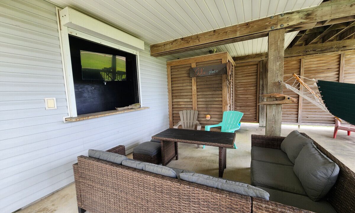 Photo of Patio Balcony in Pirates Beach