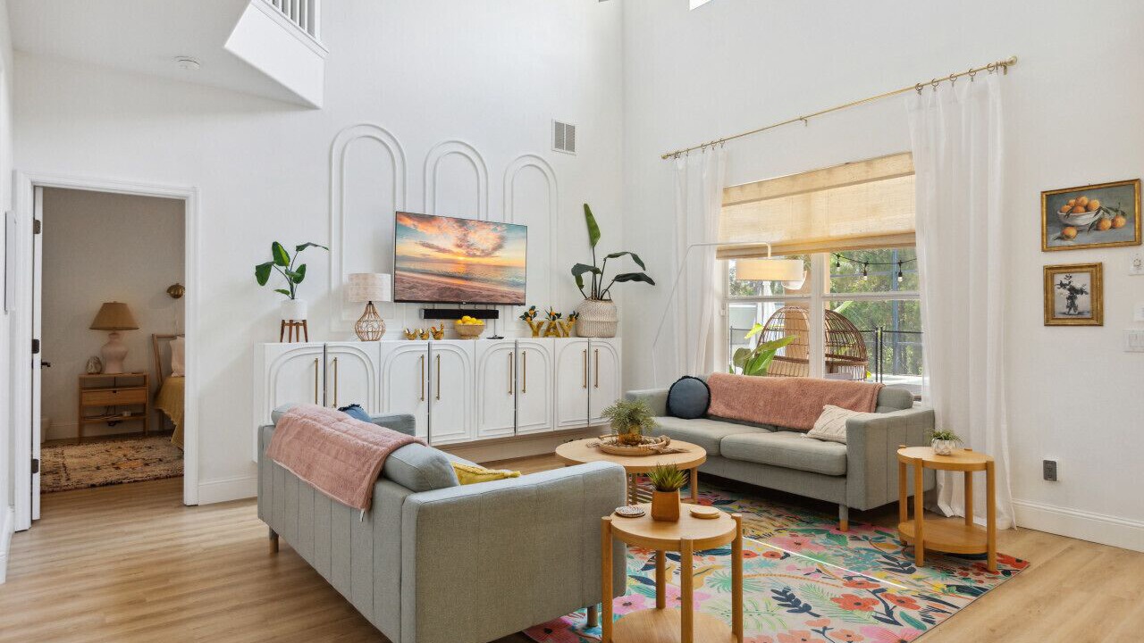 Photo of Livingroom in Watersong