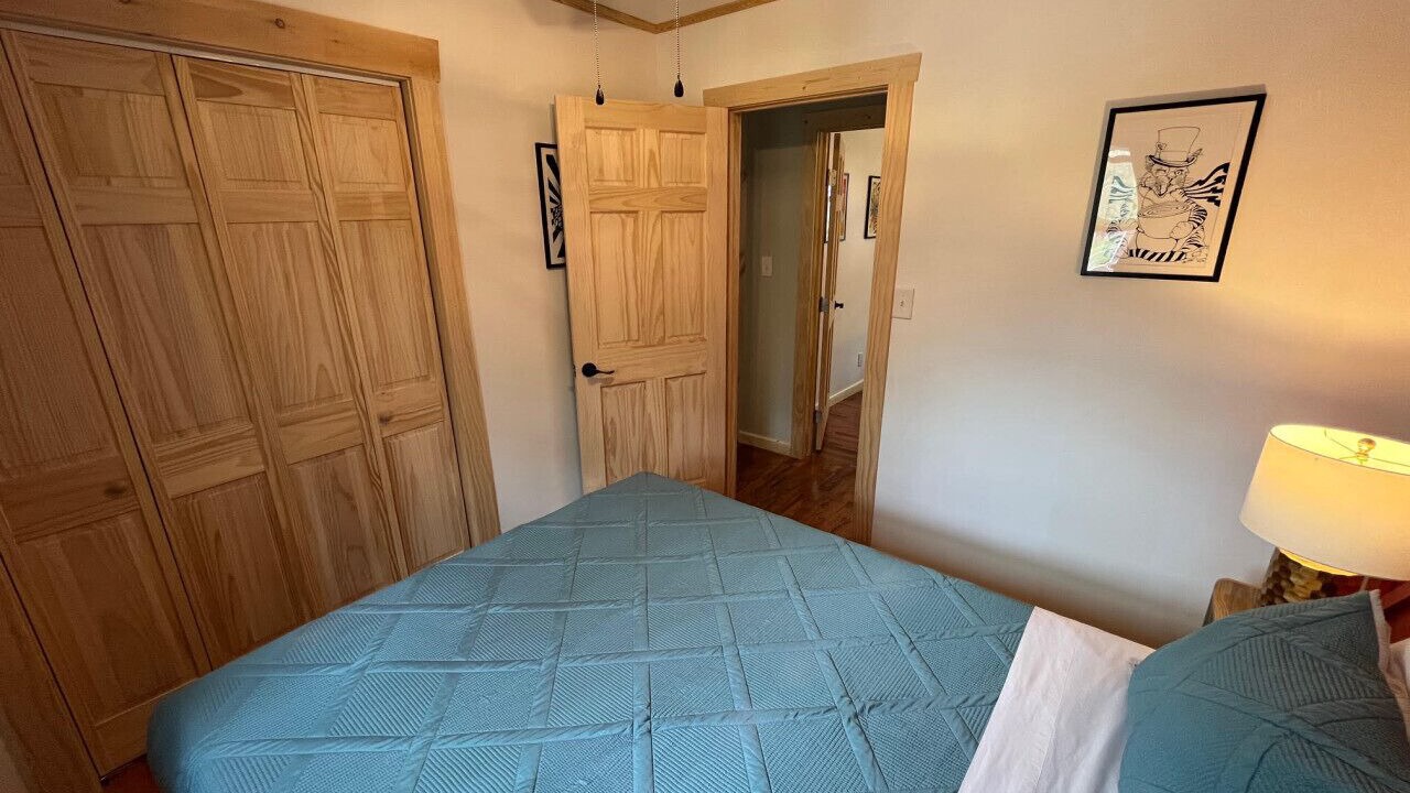 Photo of Bedroom in White Mills