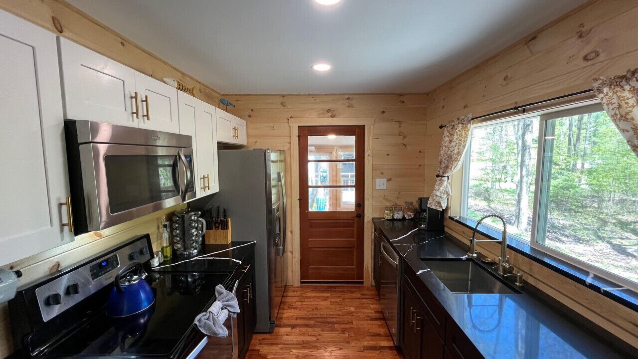 Photo of Kitchen in White Mills