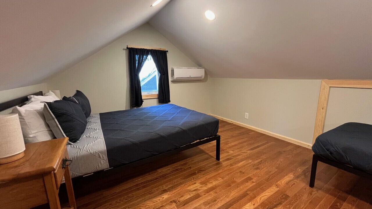 Photo of Bedroom in White Mills