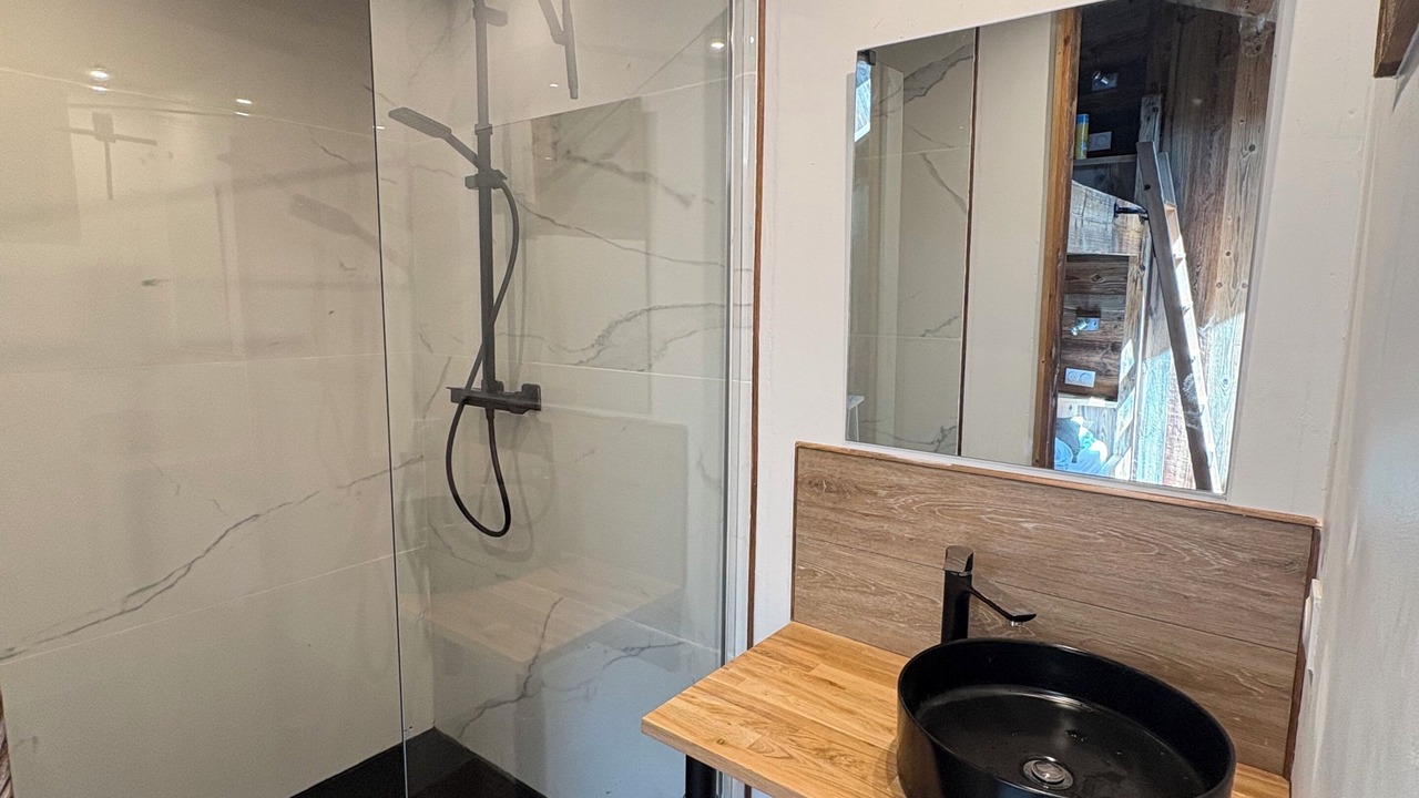 Photo of Bathroom in Seez