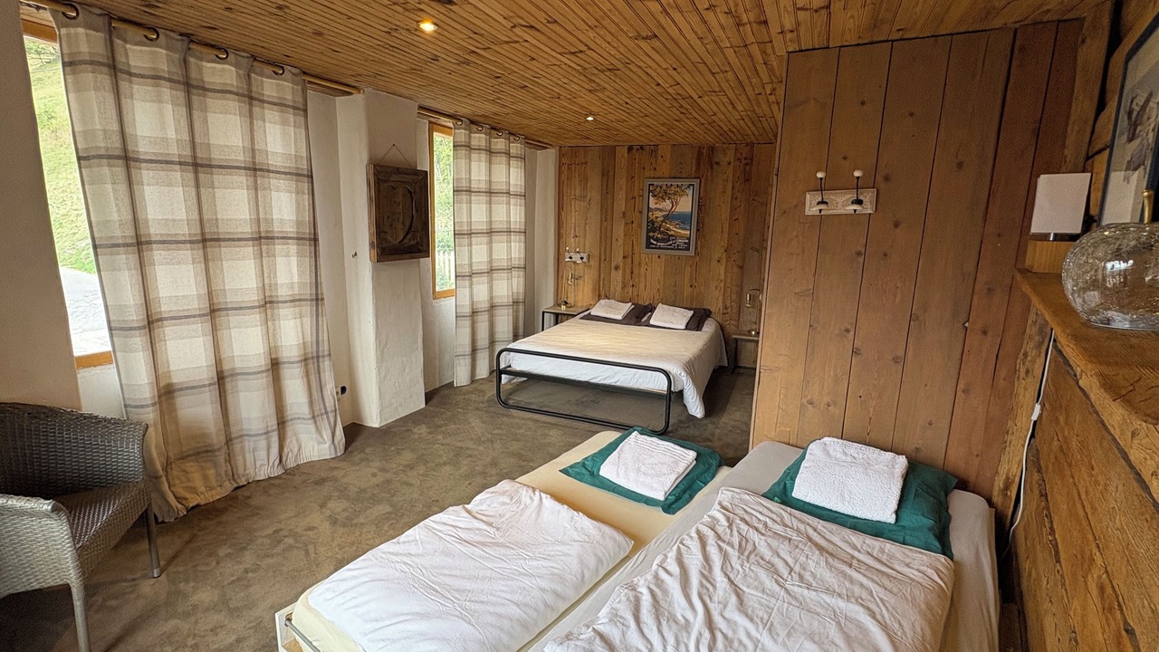 Photo of Bedroom in Seez