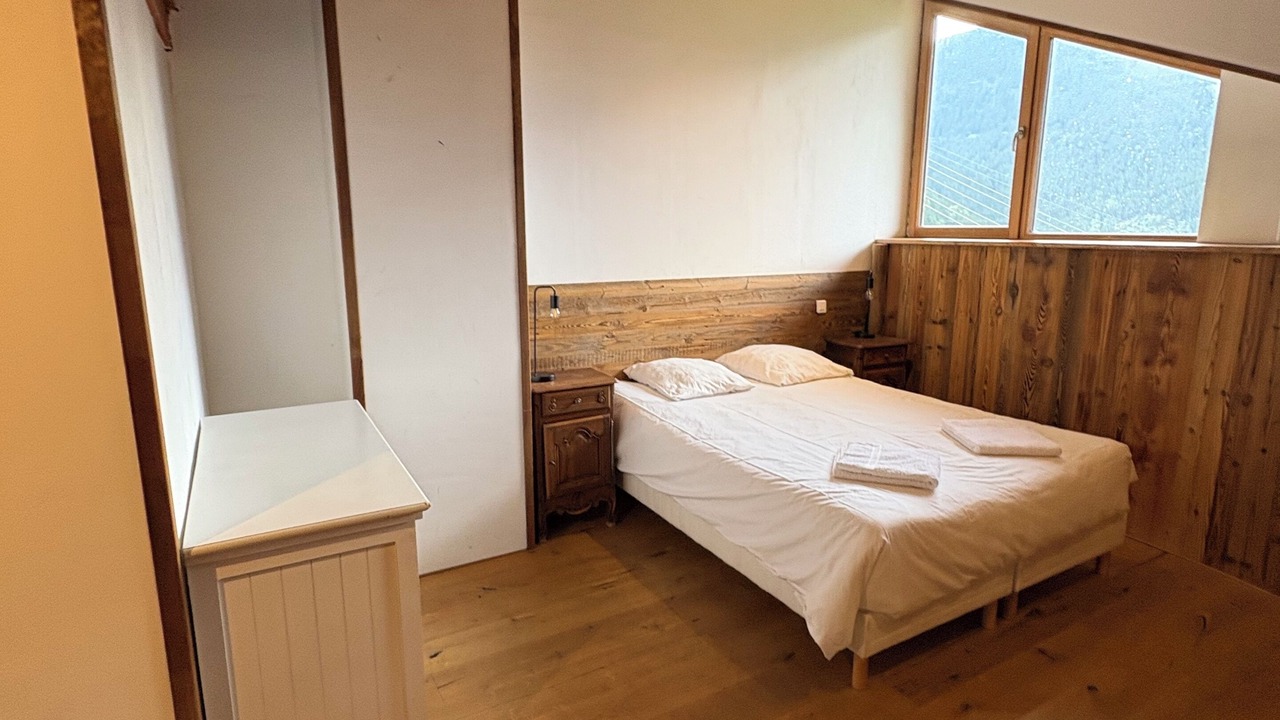 Photo of Bedroom in Seez