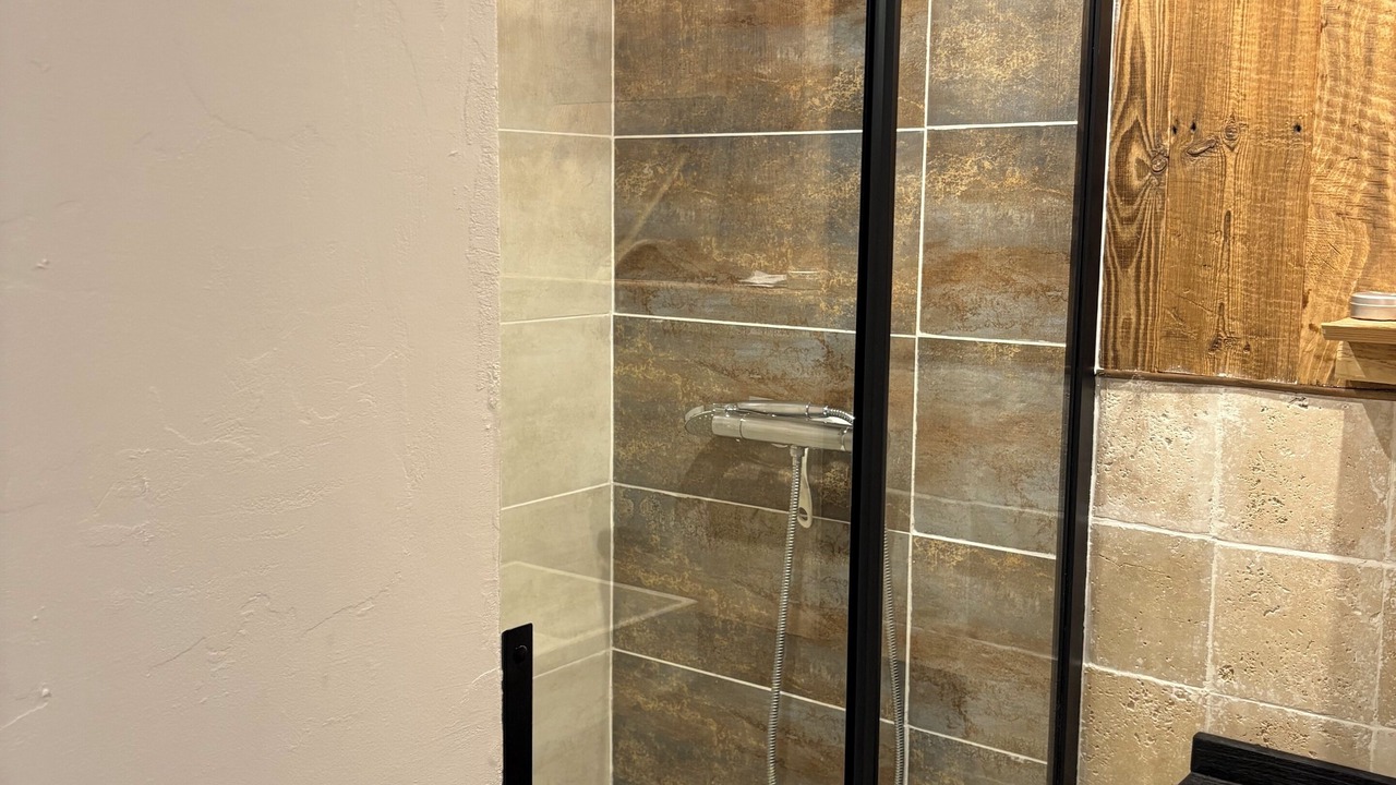 Photo of Bathroom in Seez