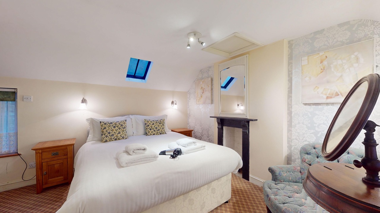 Photo of Bedroom in Adderbury