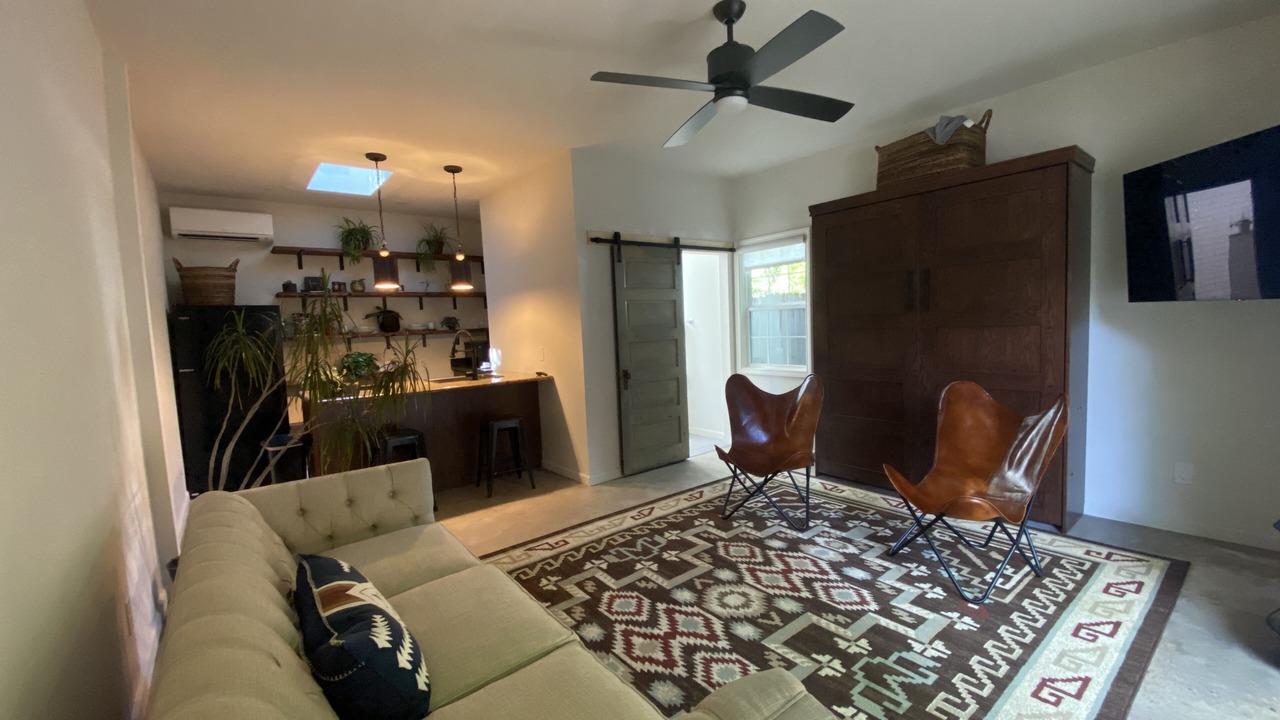 Photo of Livingroom in Plaza Midwood