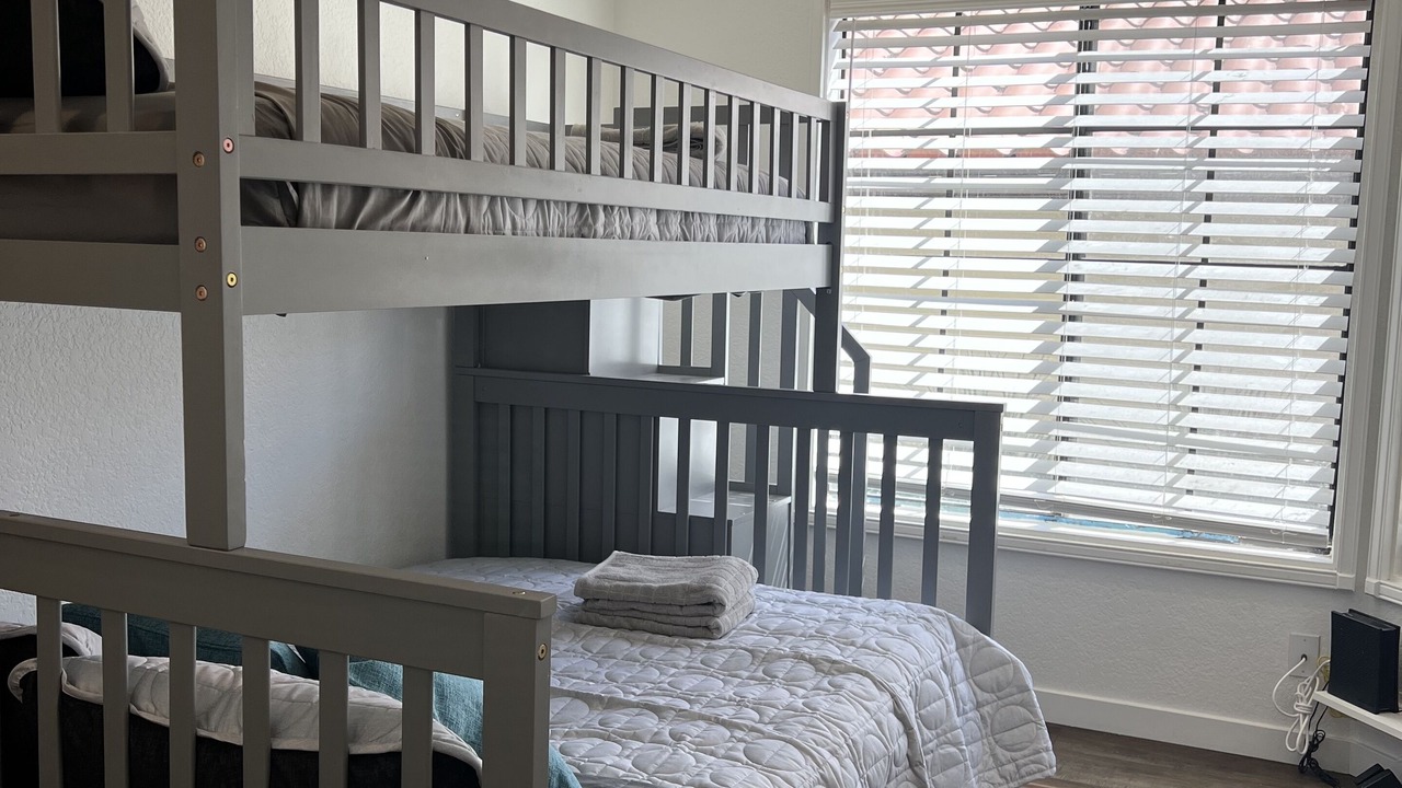 Photo of Bedroom in Oxnard Shores