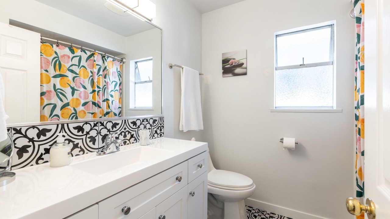 Photo of Bathroom in Riley Park