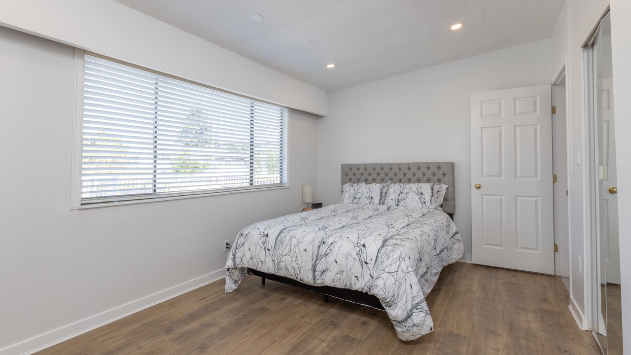 Photo of Bedroom in Riley Park