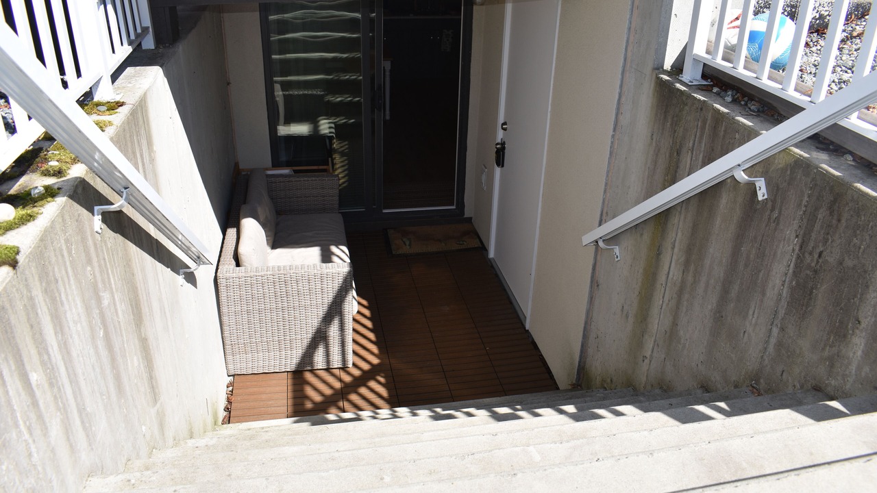 Photo of Outdoor in Central Lonsdale