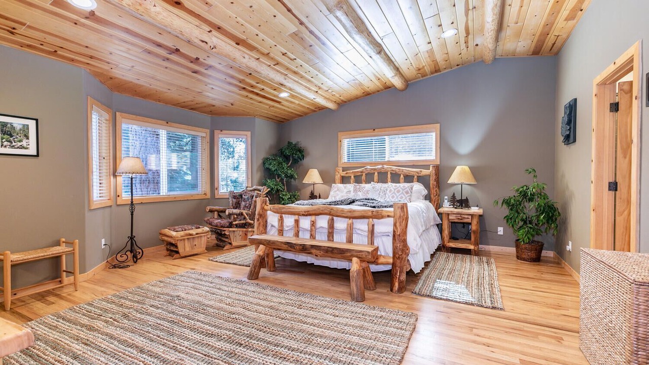 Photo of Bedroom in Carnelian Bay