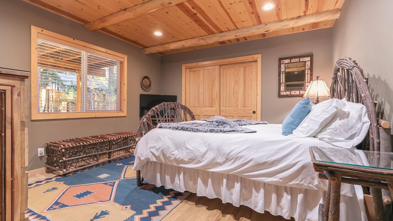 Photo of Bedroom in Carnelian Bay