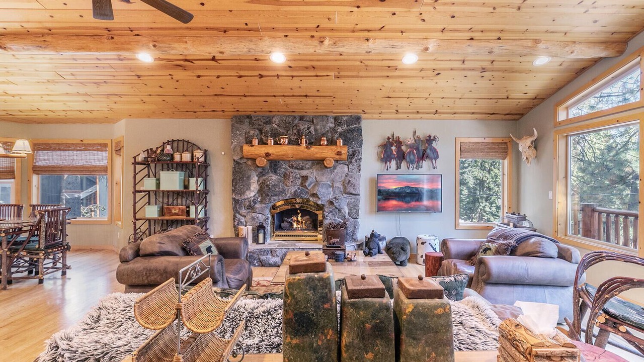 Photo of Livingroom in Carnelian Bay