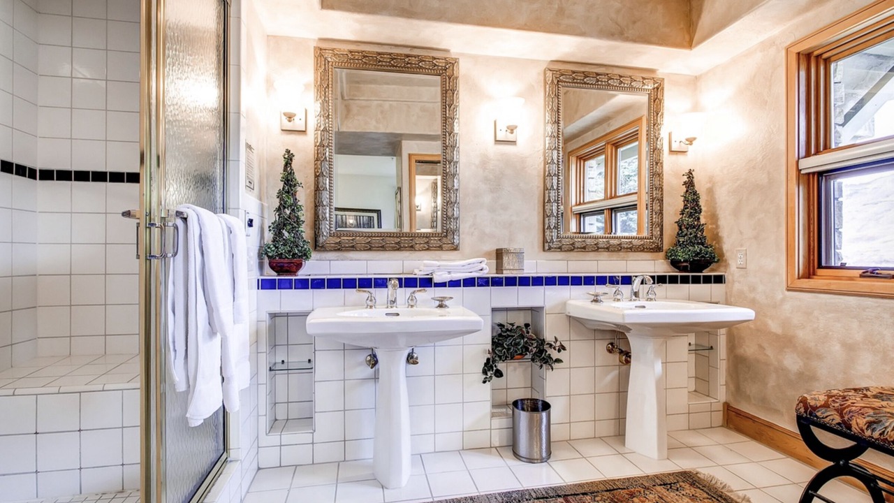 Photo of Bathroom in Mountain Village
