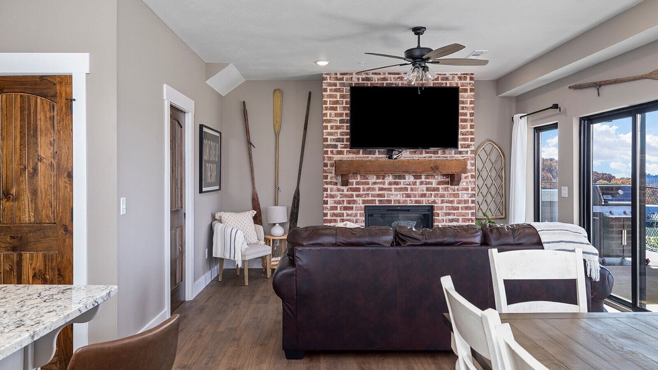 Photo of Livingroom in Table Rock