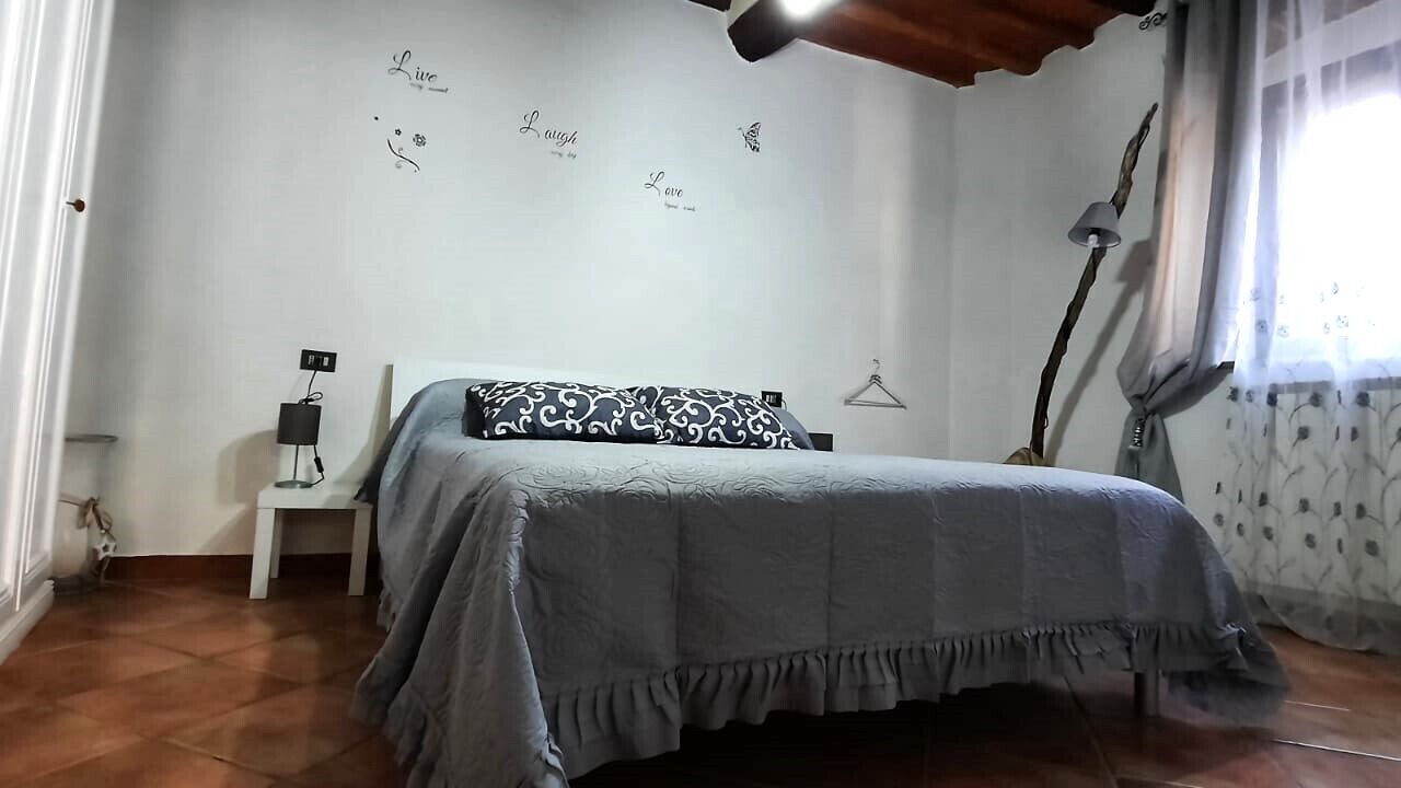 Photo of Bedroom in Lari